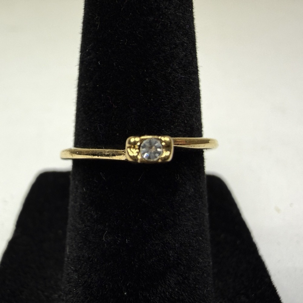 Elegant Yellow Gold Tone Solitaire Ring Clear Rhinestone Jewelry Size 4.5